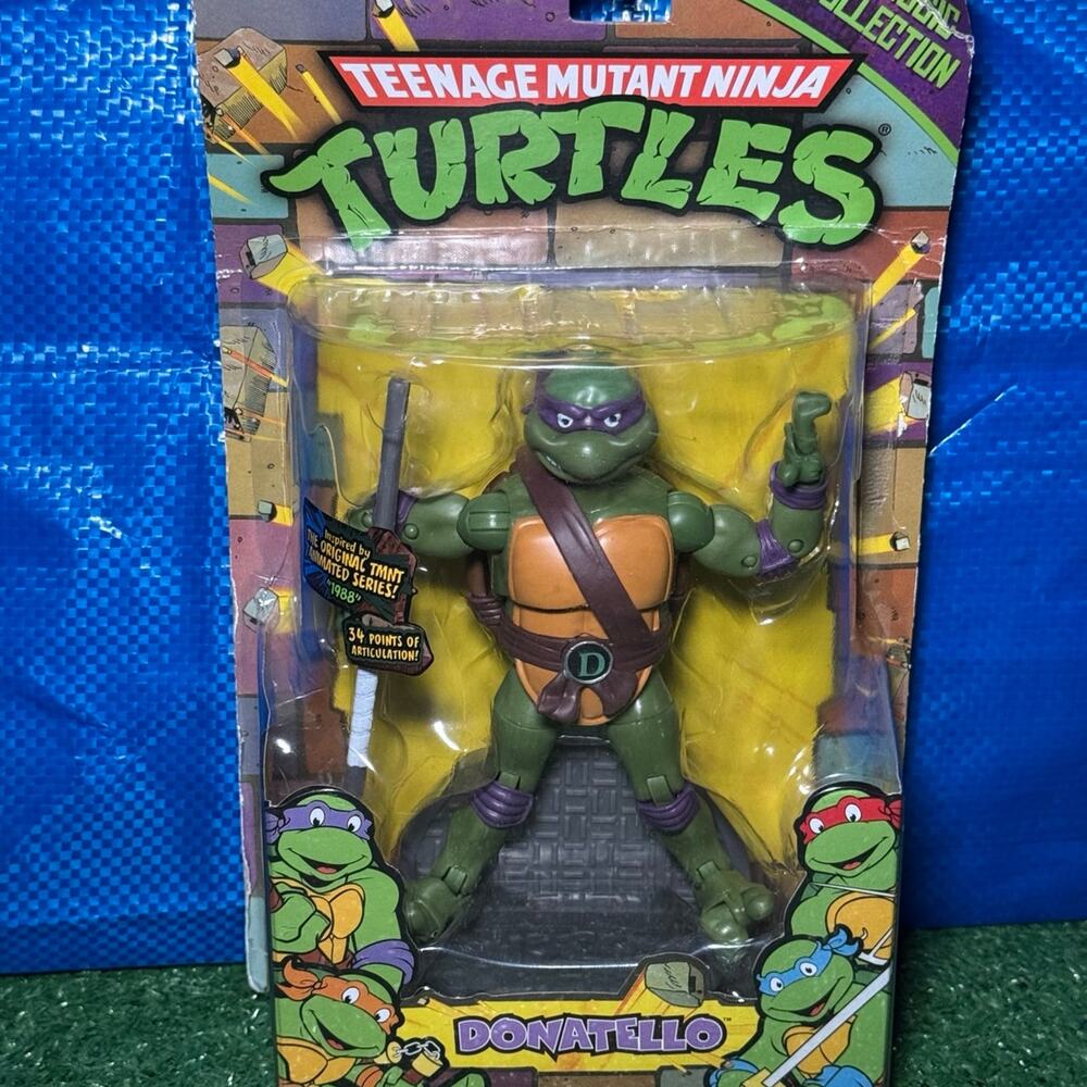 TMNT Teenage Mutant Ninja Turtles Classic Collection Retro Donatello